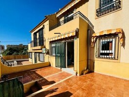 Parduodamas sublokuotas namas Ispanijoje, Torrevieja