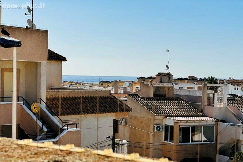 Parduodamas sublokuotas namas Ispanijoje, Torrevieja