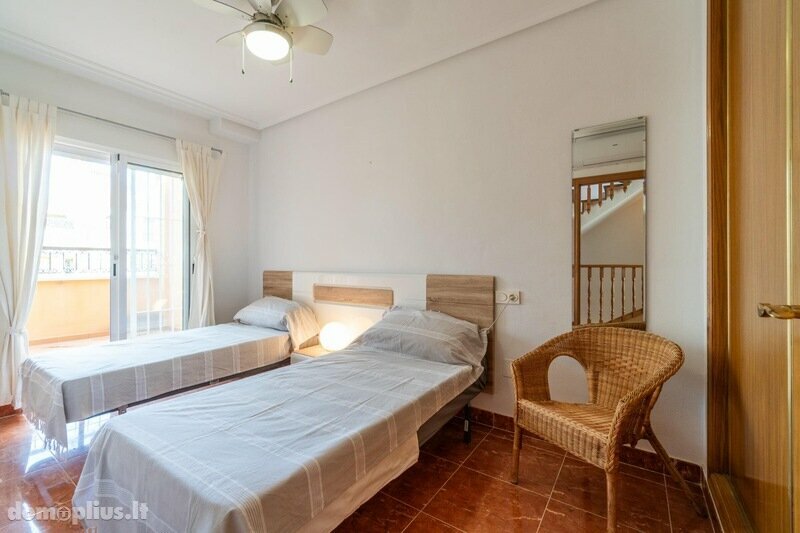 Parduodamas sublokuotas namas Ispanijoje, Orihuela Costa