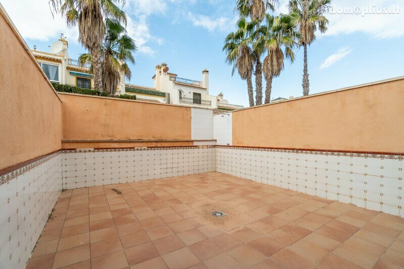 Parduodamas sublokuotas namas Ispanijoje, Orihuela Costa