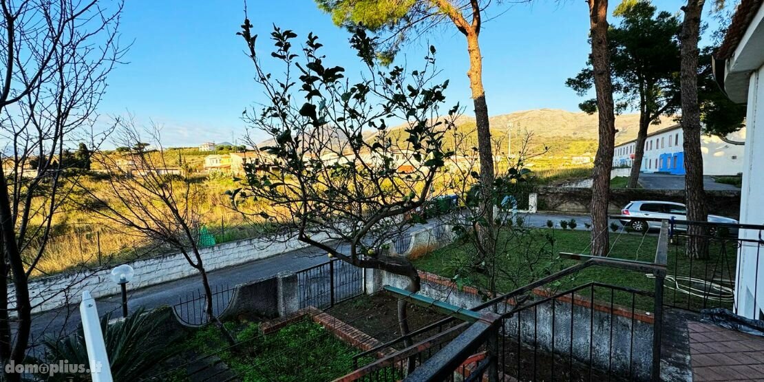 Parduodamas sublokuotas namas Italijoje, Scalea