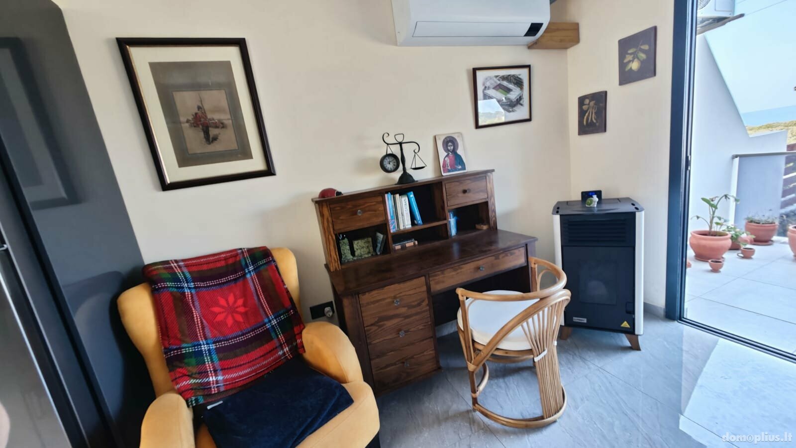 Parduodamas sublokuotas namas Kipre, Kyrenia