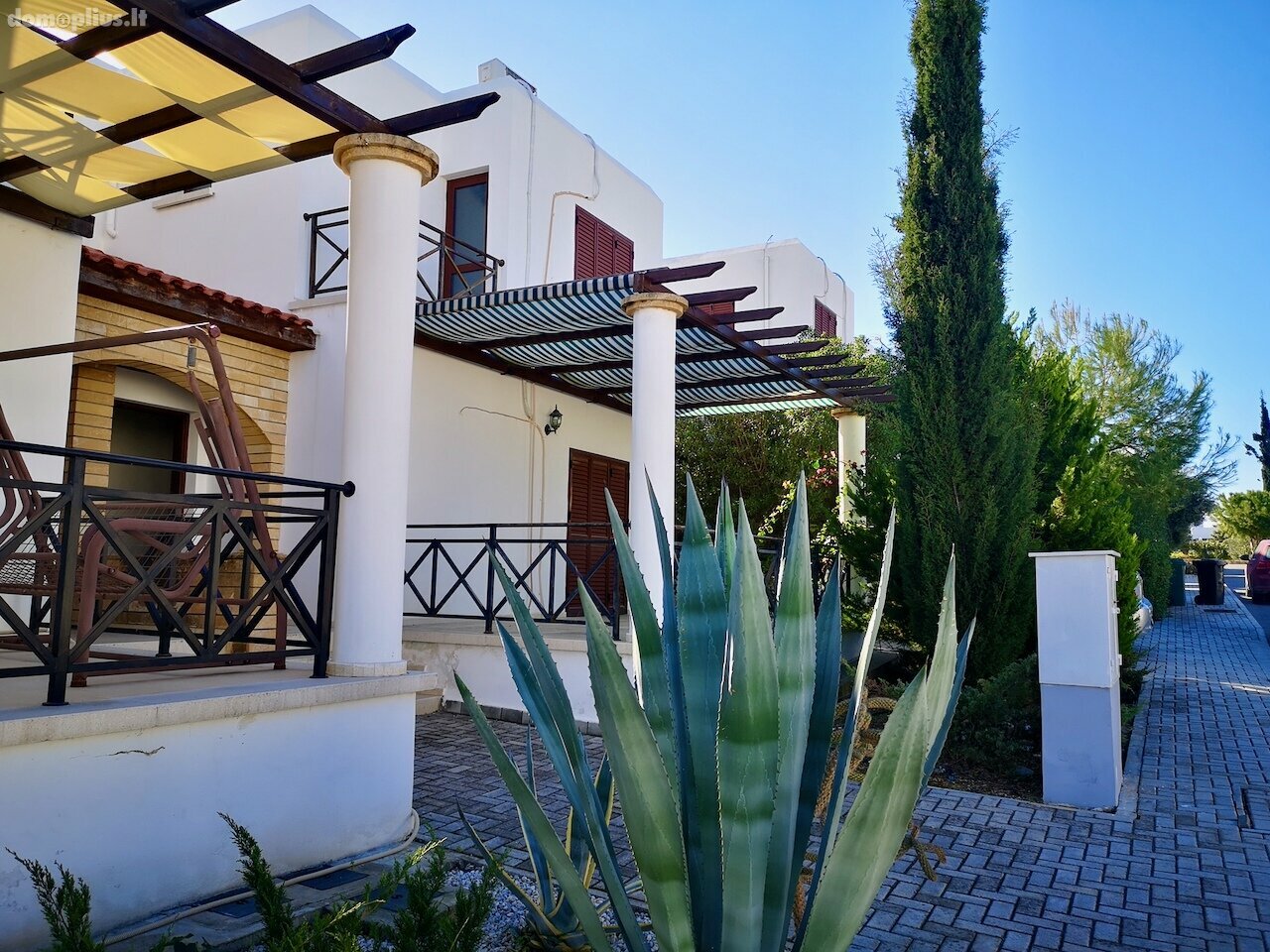 Parduodamas sublokuotas namas Kipre, Kyrenia