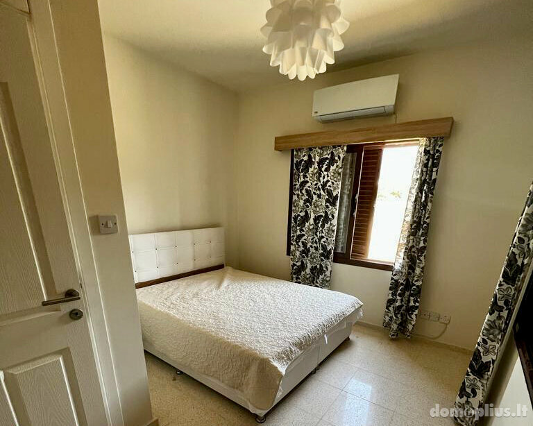 Parduodamas sublokuotas namas Kipre, Kyrenia