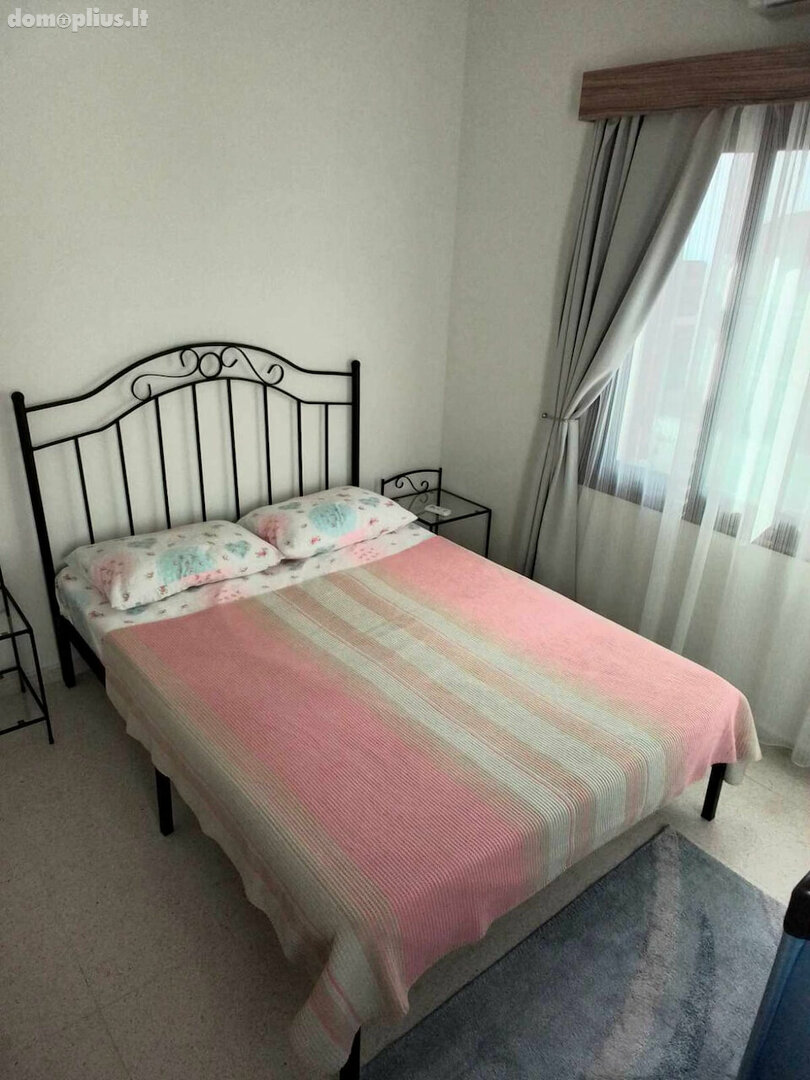 Parduodamas sublokuotas namas Kipre, Kyrenia