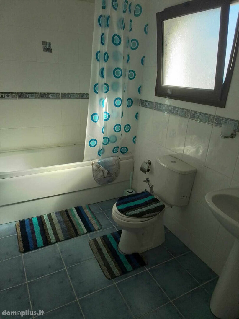 Parduodamas sublokuotas namas Kipre, Kyrenia
