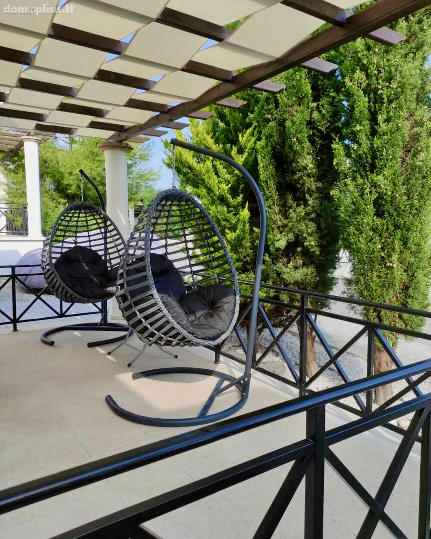 Parduodamas sublokuotas namas Kipre, Kyrenia