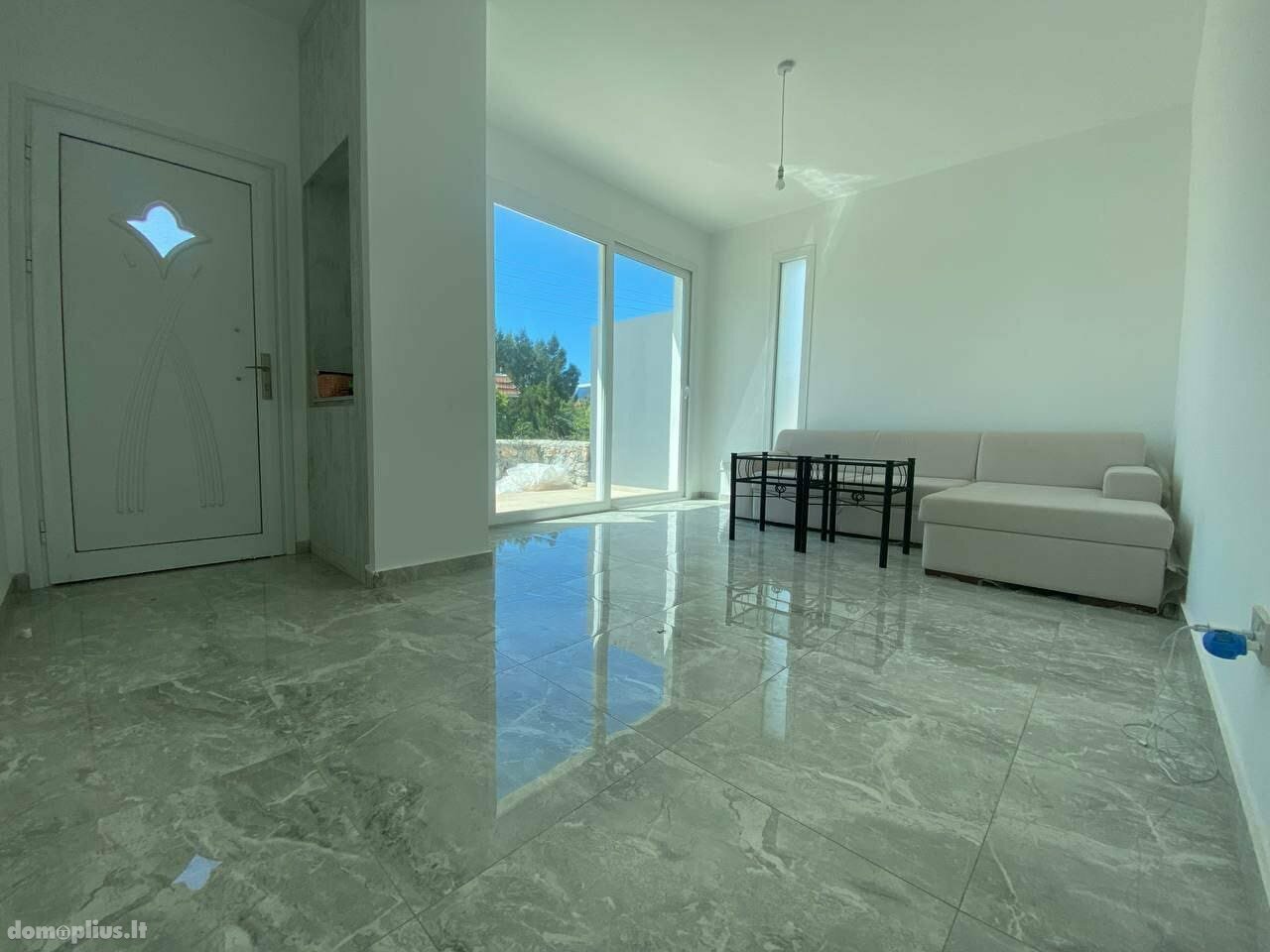 Parduodamas sublokuotas namas Kipre, Kyrenia
