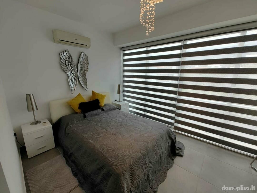 Parduodamas sublokuotas namas Kipre, Kyrenia