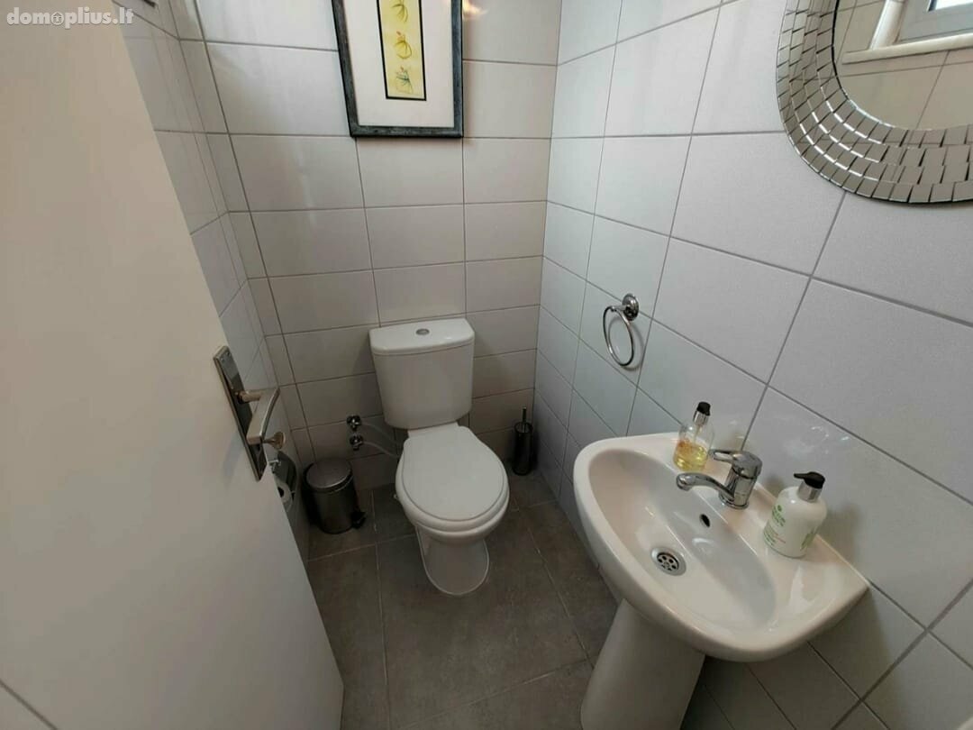 Parduodamas sublokuotas namas Kipre, Kyrenia