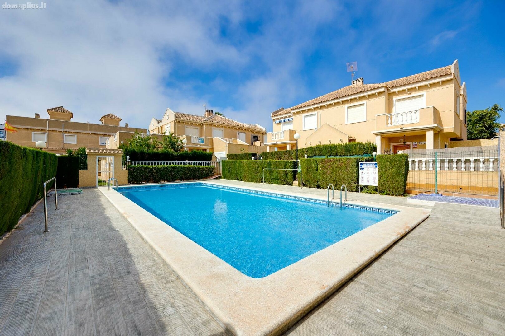 Cблокированный дом Испания, Torrevieja