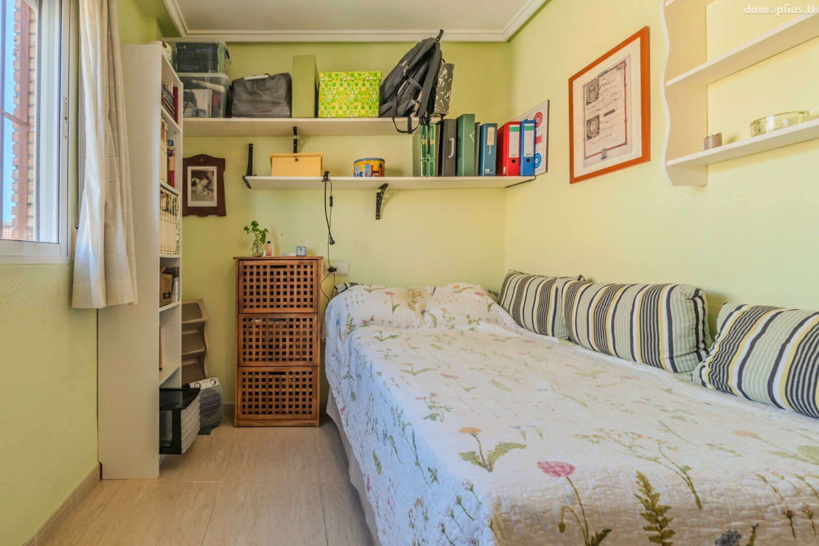 Parduodamas sublokuotas namas Ispanijoje, Torrevieja