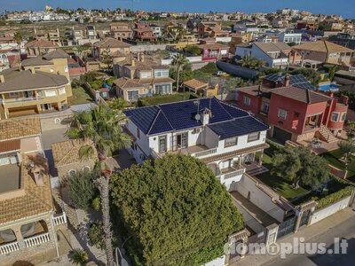 Parduodamas sublokuotas namas Ispanijoje, Torrevieja