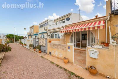 Parduodamas sublokuotas namas Ispanijoje, Torrevieja