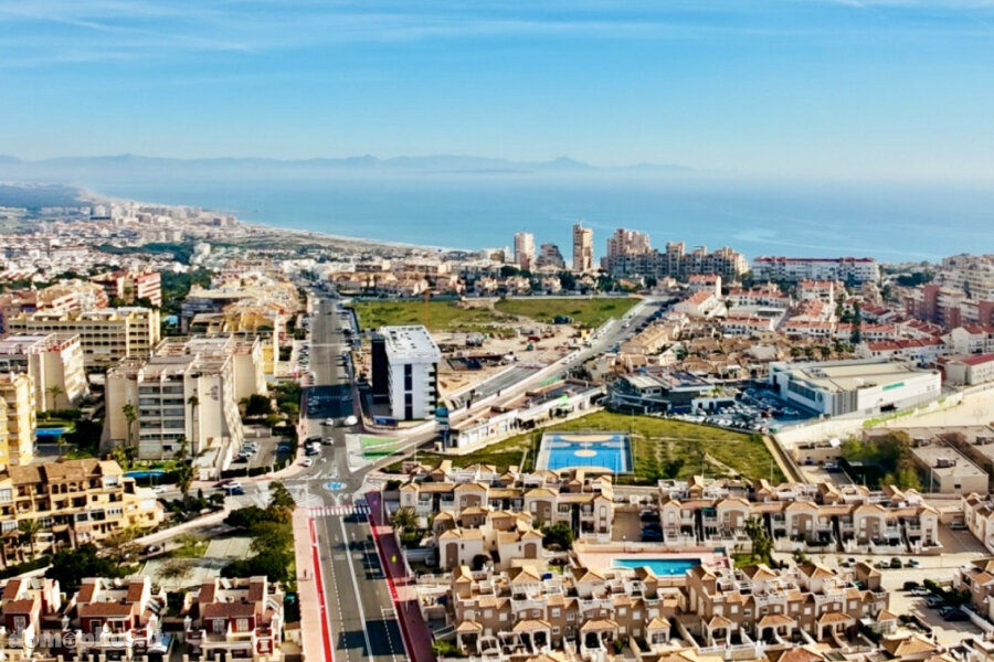 Cблокированный дом Испания, Torrevieja