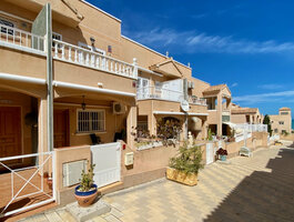 Cблокированный дом Испания, La Mata