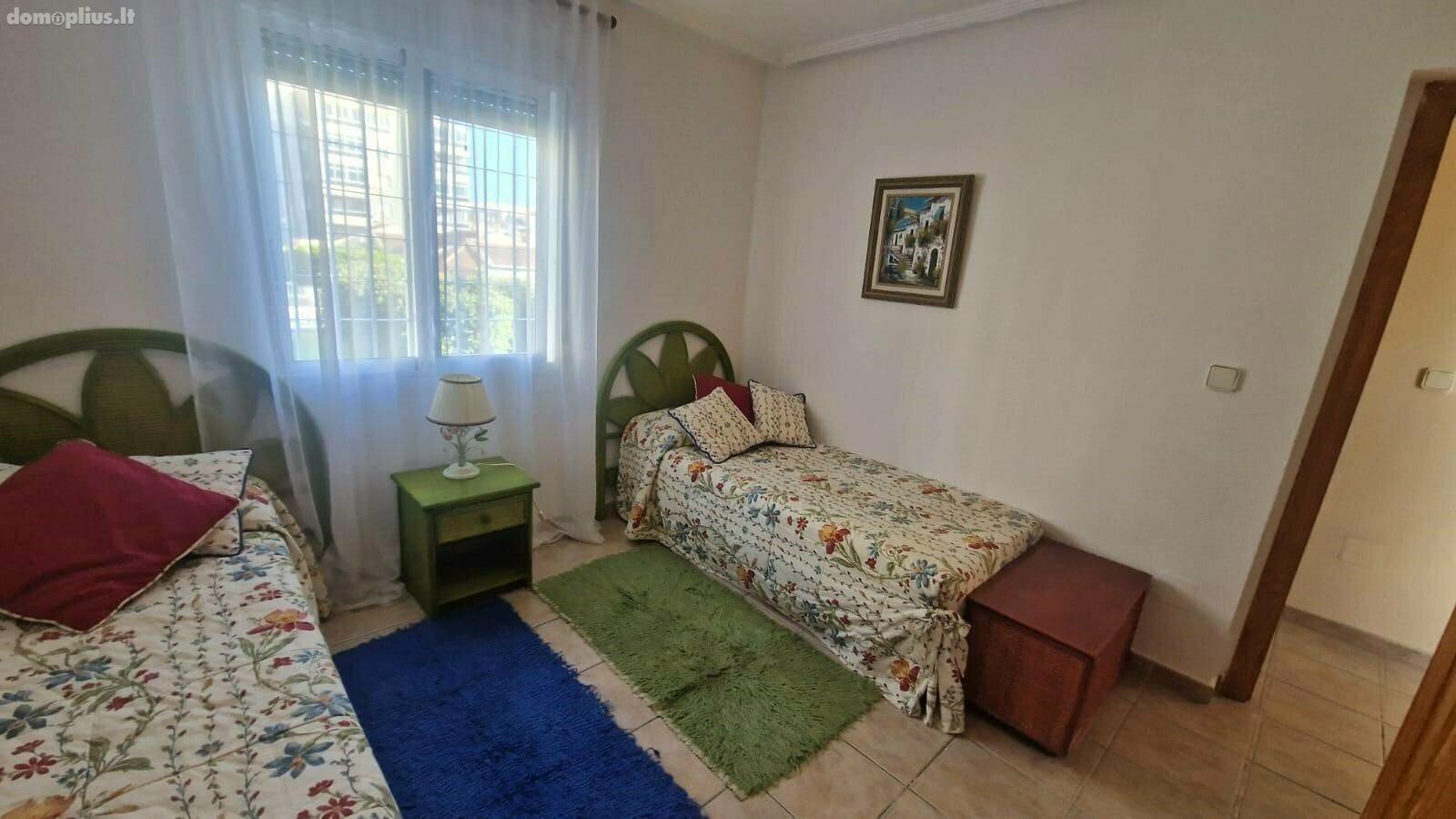 Parduodamas sublokuotas namas Ispanijoje, Torrevieja