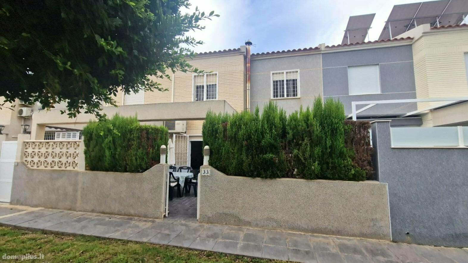 Parduodamas sublokuotas namas Ispanijoje, Torrevieja