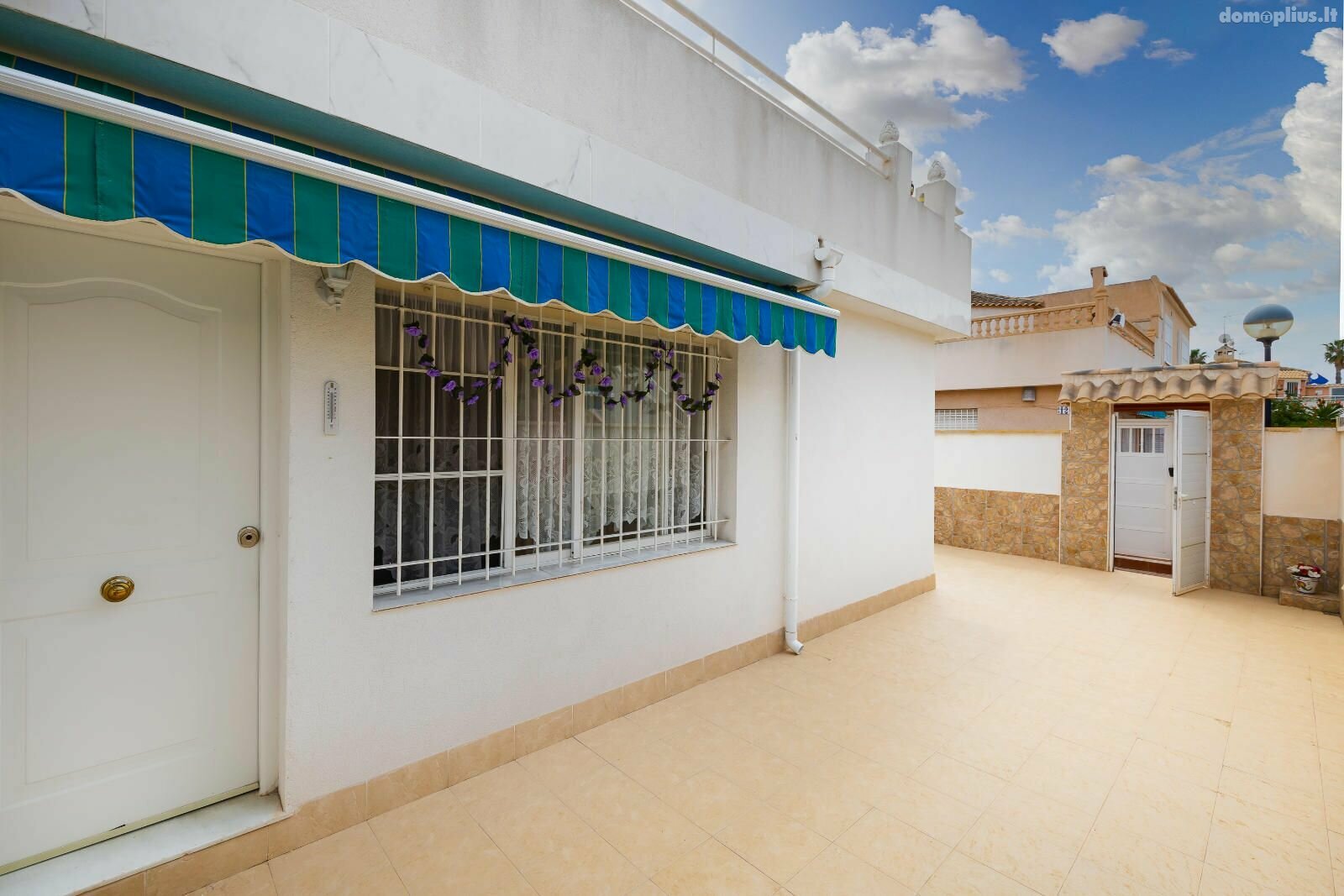 Parduodamas sublokuotas namas Ispanijoje, Torrevieja