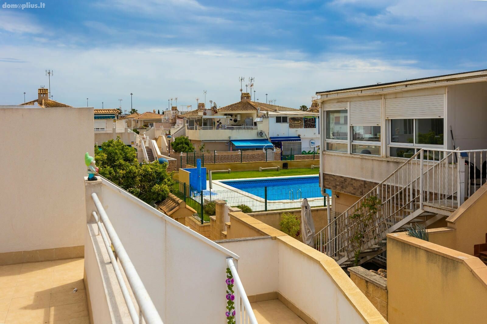 Parduodamas sublokuotas namas Ispanijoje, Torrevieja