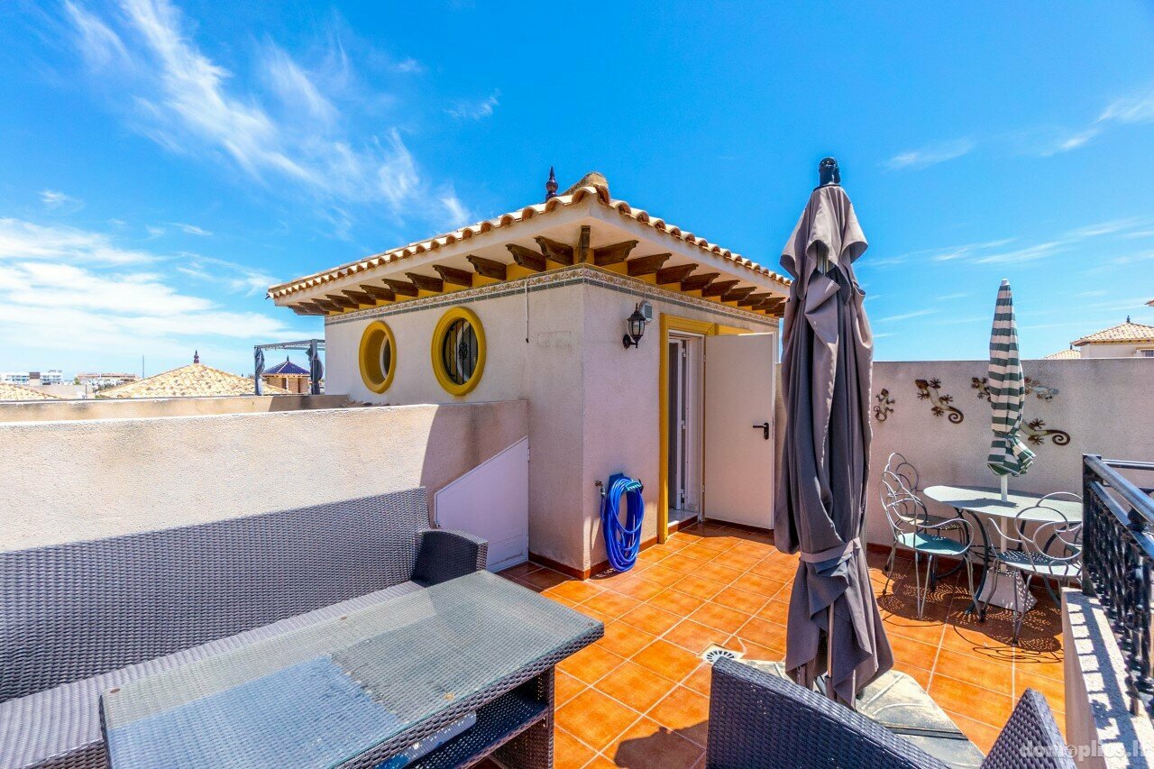 Parduodamas sublokuotas namas Ispanijoje, Orihuela Costa