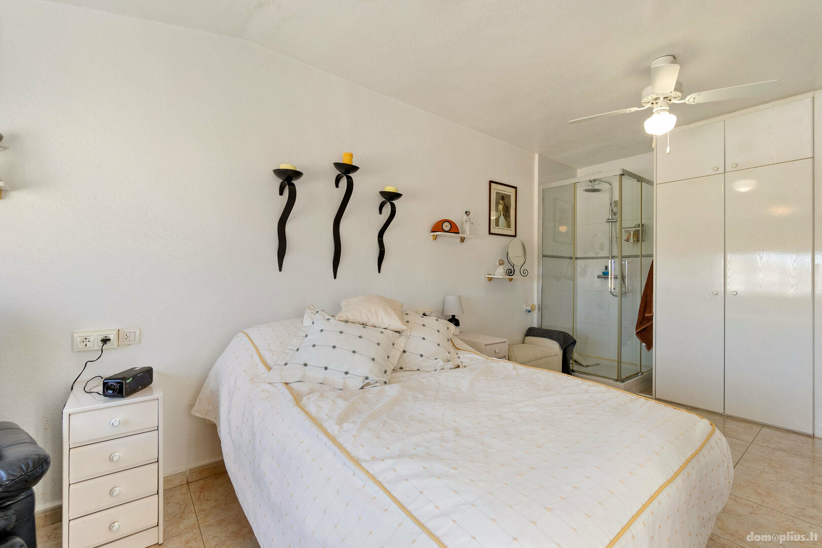 Parduodamas sublokuotas namas Ispanijoje, Torrevieja
