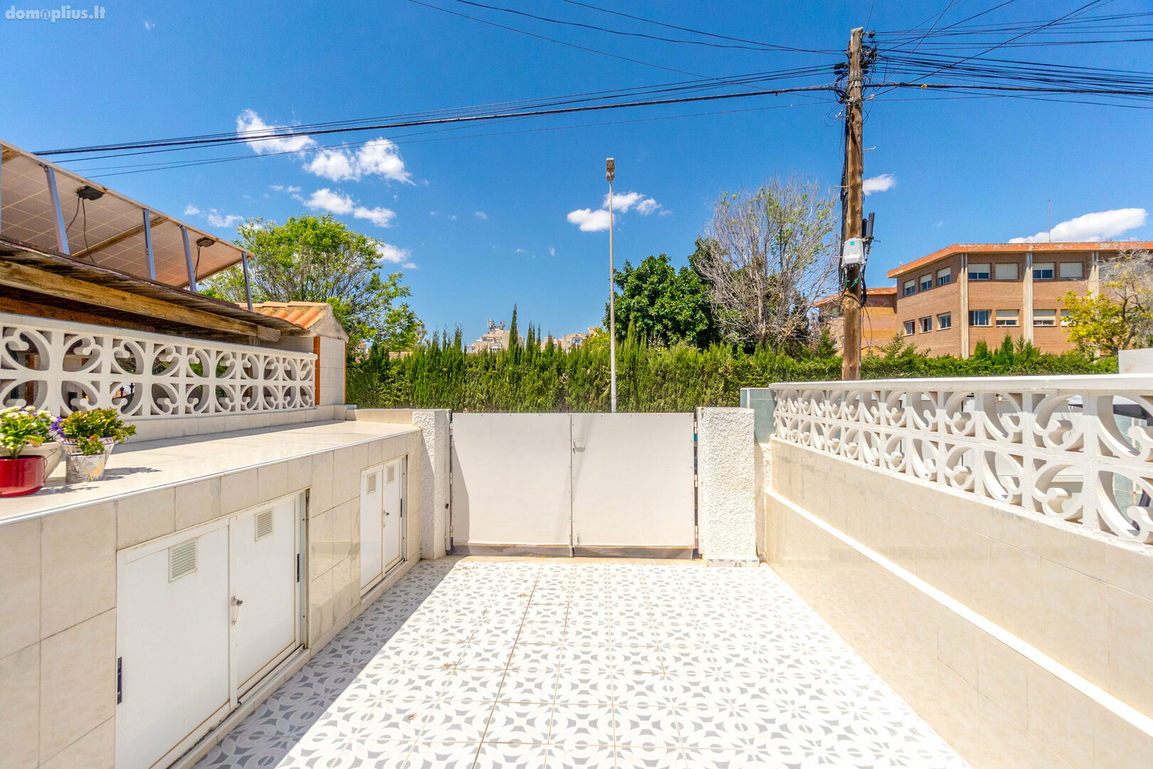 Parduodamas sublokuotas namas Ispanijoje, Torrevieja