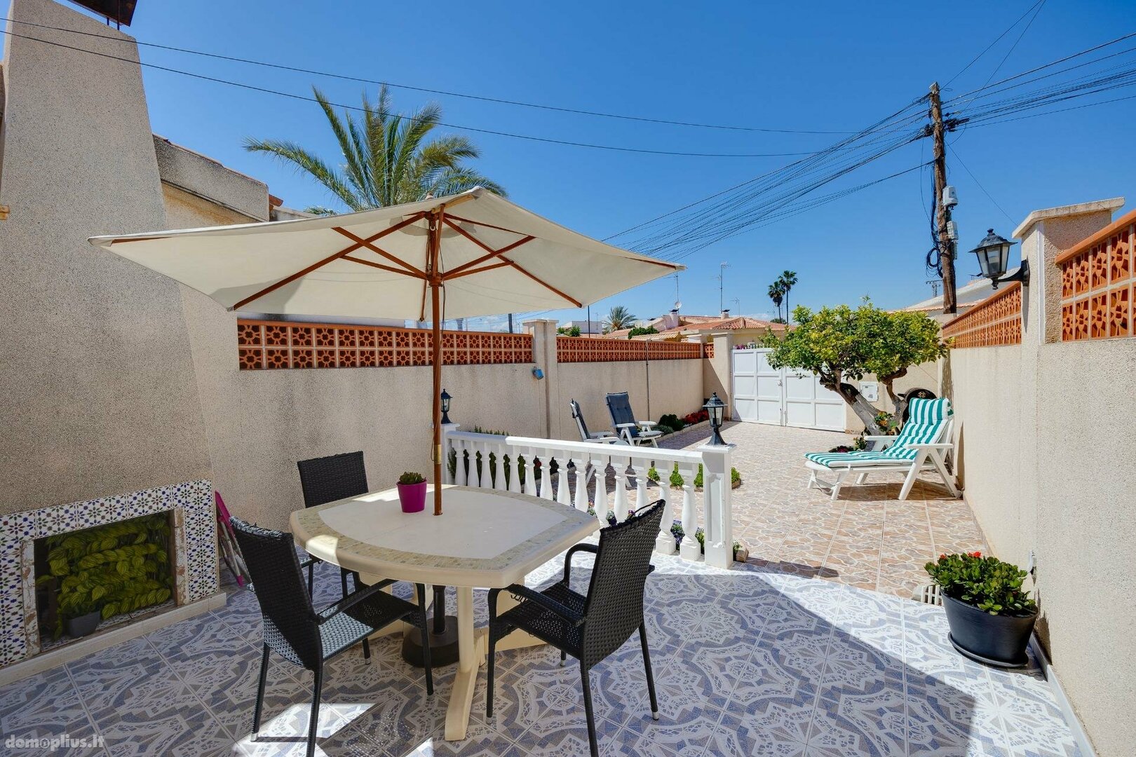 Parduodamas sublokuotas namas Ispanijoje, Torrevieja