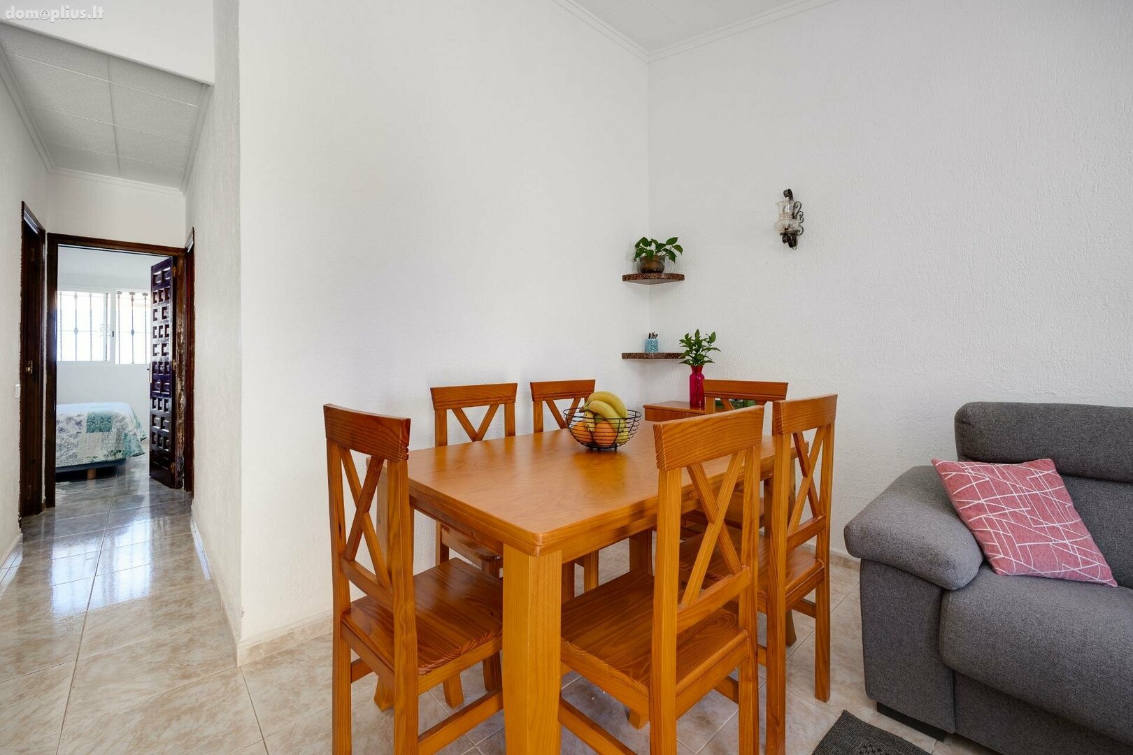 Parduodamas sublokuotas namas Ispanijoje, Torrevieja