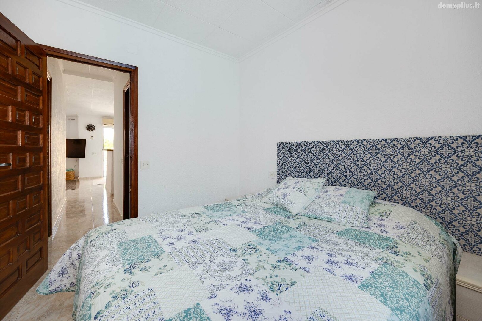 Parduodamas sublokuotas namas Ispanijoje, Torrevieja