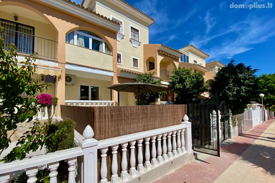 Parduodamas sublokuotas namas Ispanijoje, Orihuela Costa