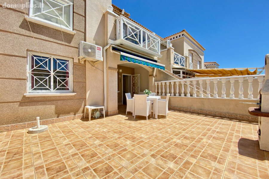 Parduodamas sublokuotas namas Ispanijoje, Torrevieja