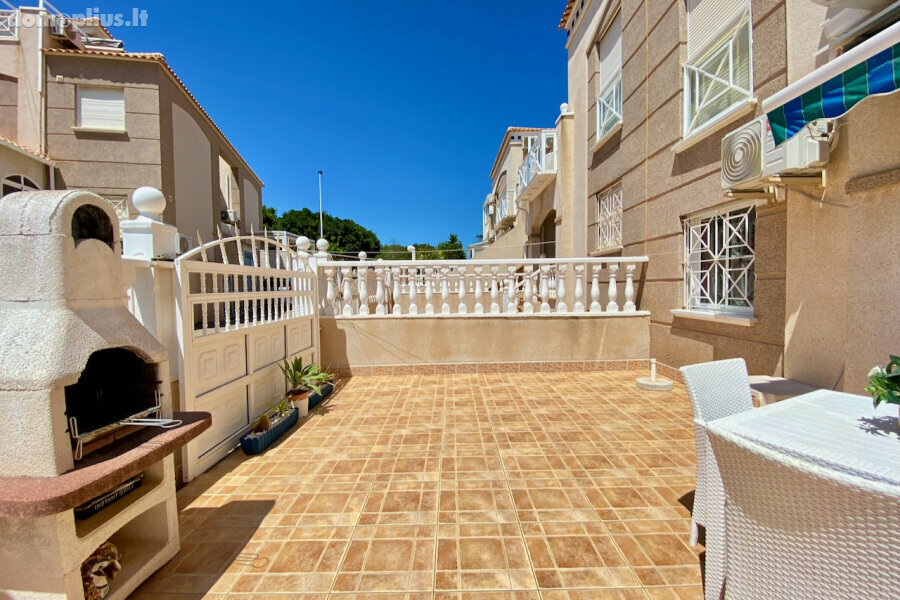 Parduodamas sublokuotas namas Ispanijoje, Torrevieja