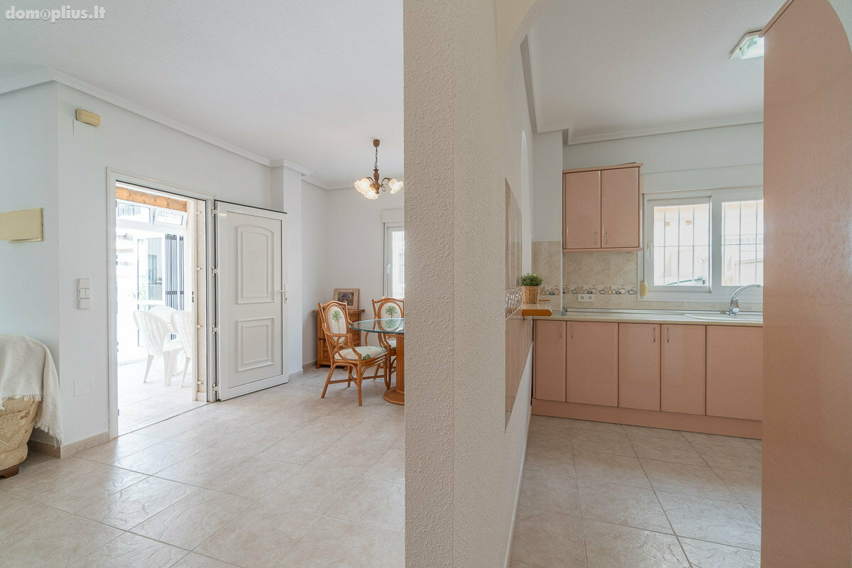 Parduodamas sublokuotas namas Ispanijoje, Orihuela Costa