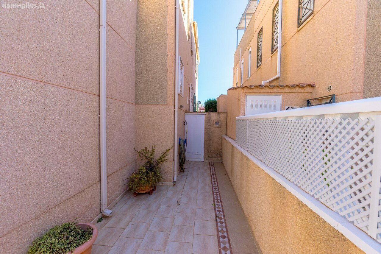 Cблокированный дом Испания, Torrevieja