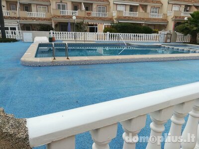Parduodamas sublokuotas namas Ispanijoje, Torrevieja