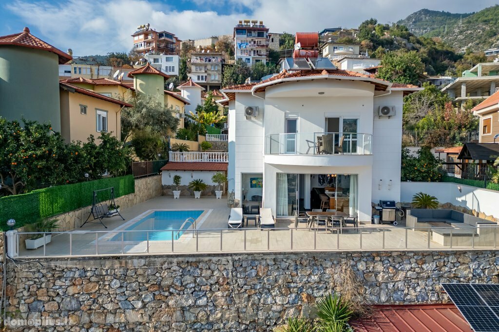 Parduodamas sublokuotas namas Turkijoje, Alanya