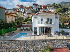 Parduodamas sublokuotas namas Turkijoje, Alanya