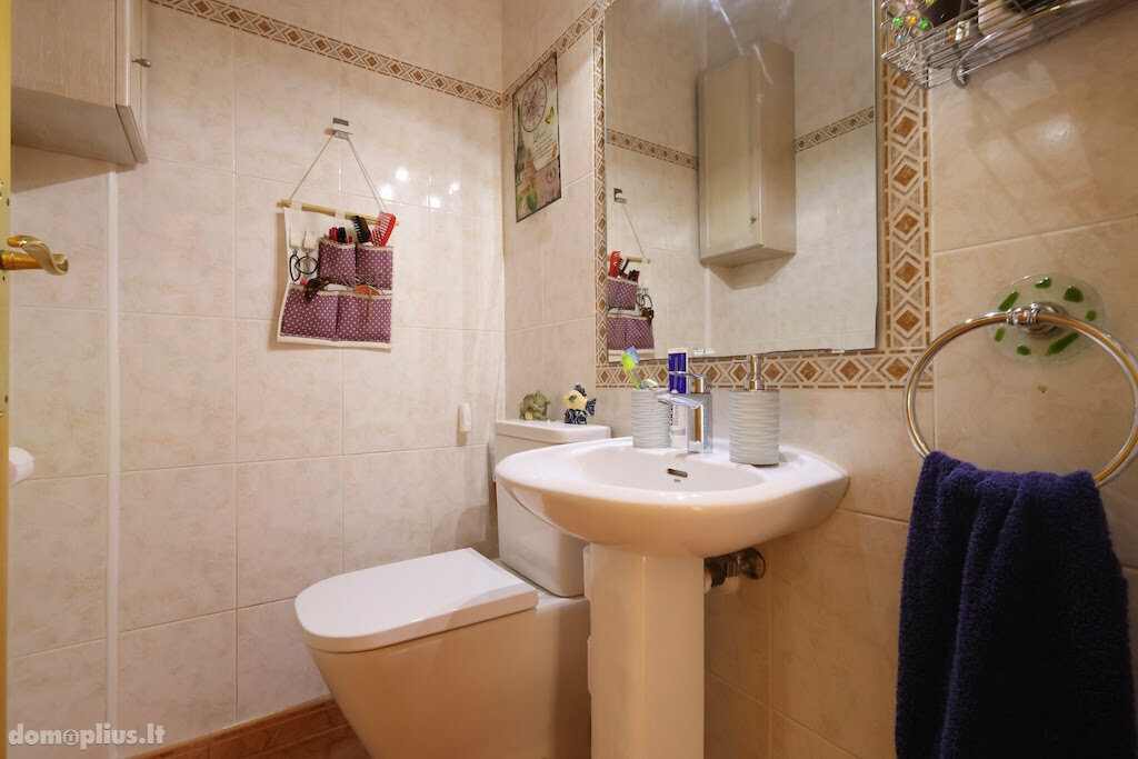 Parduodamas sublokuotas namas Ispanijoje, Torrevieja