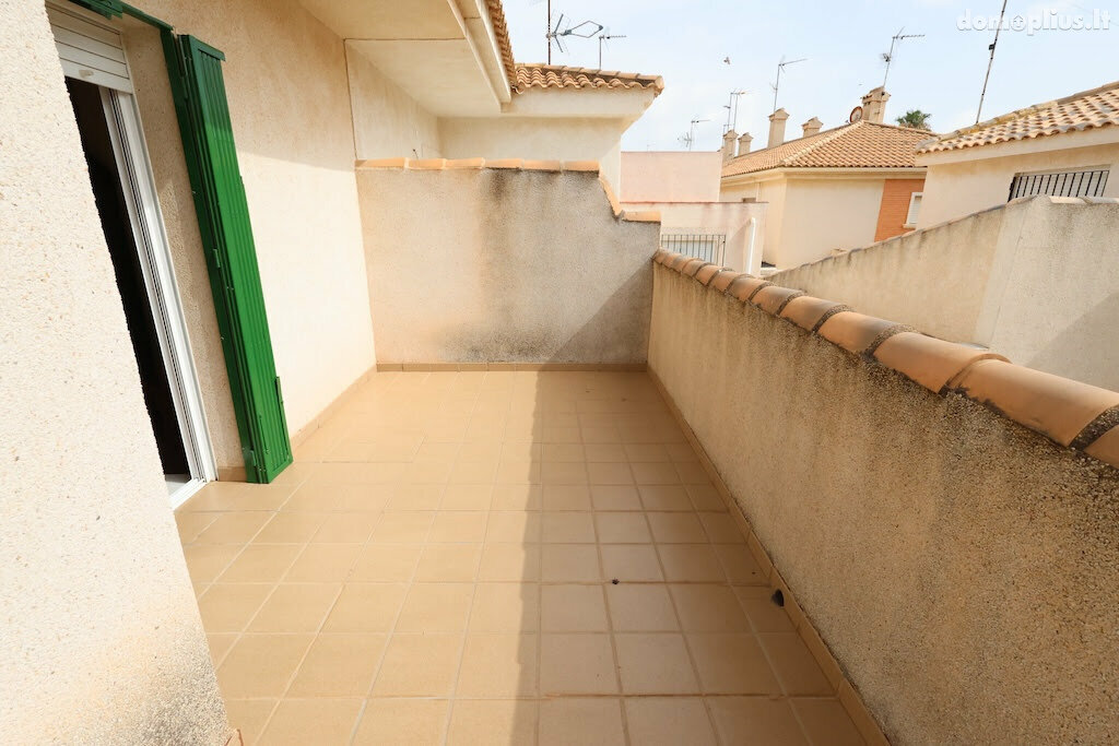 Parduodamas sublokuotas namas Ispanijoje, Torrevieja