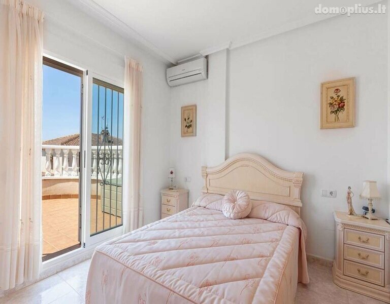 Cблокированный дом Испания, Torrevieja