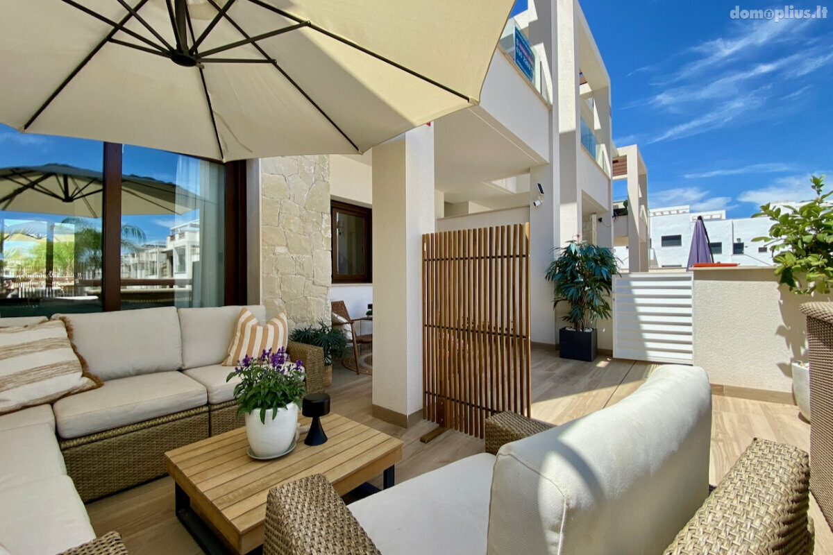 Parduodamas sublokuotas namas Ispanijoje, Torrevieja
