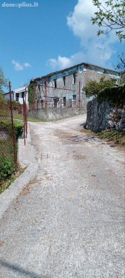 Parduodamas sklypas Serbija ir Juodkalnijoje, Budva
