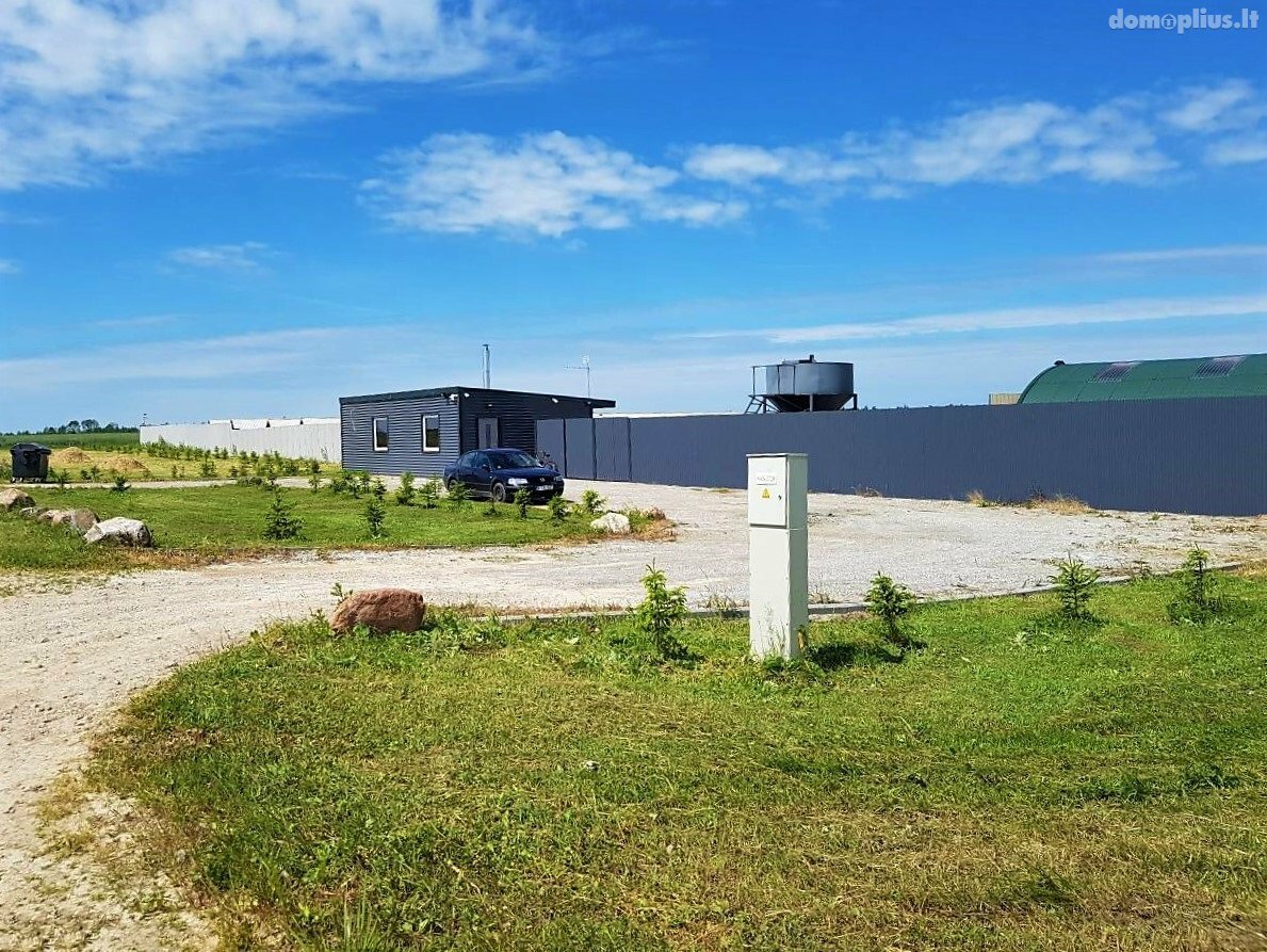Parduodamos Sandėliavimo / Prekybos ir paslaugų / Gamybos ir sandėliavimo patalpos Šiaulių rajono sav., Vinkšnėnuose, Vinkšnėnų g.