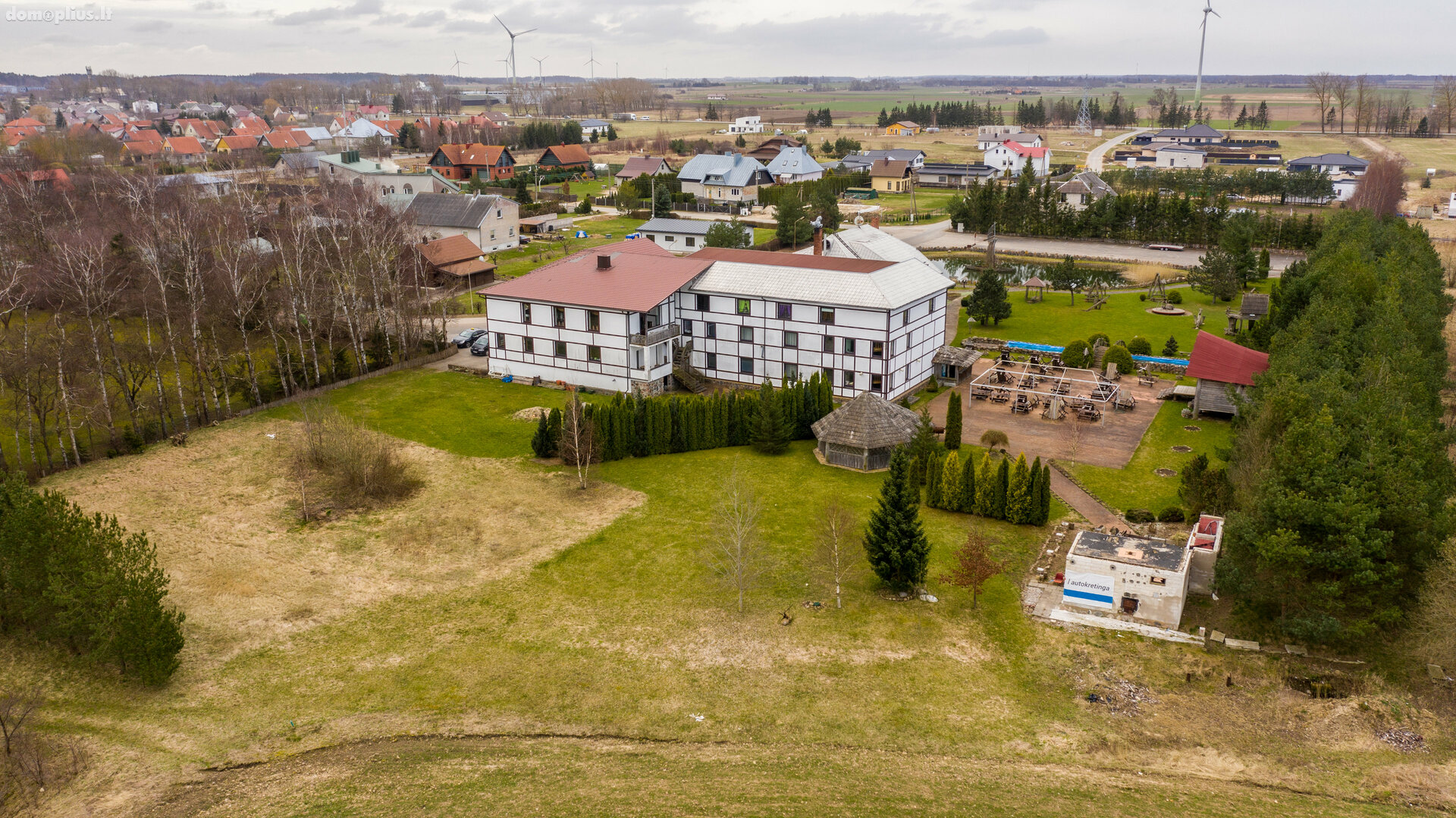 Parduodamos Turizmo ir rekreacijos / Maitinimo / Gyvenamosios patalpos Kretingos rajono sav., Vydmantuose, Liepų g.