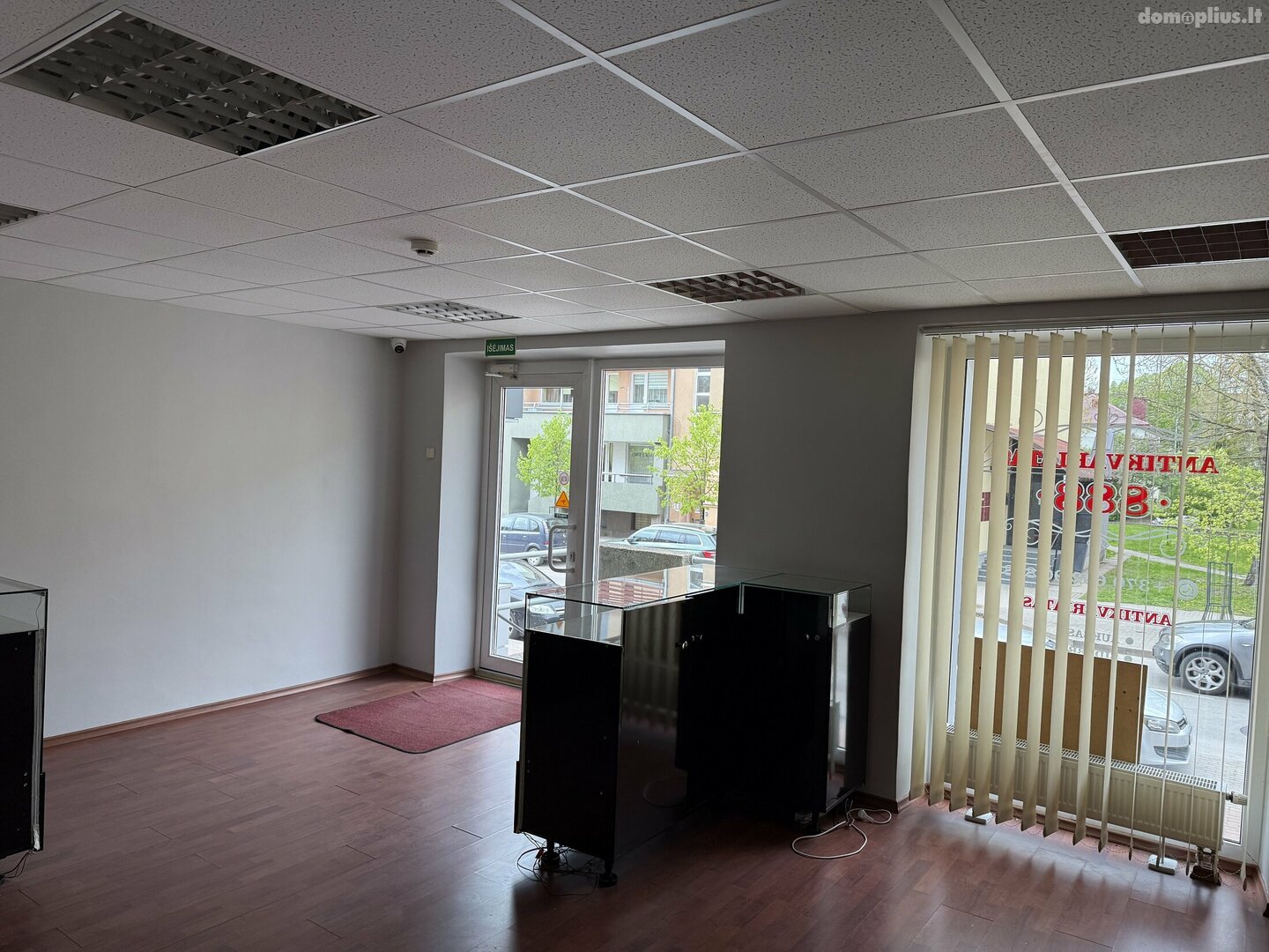 Biuro / Prekybos ir paslaugų / Gamybos ir sandėliavimo Patalpų nuoma Šiauliuose, Centre, Dvaro g.