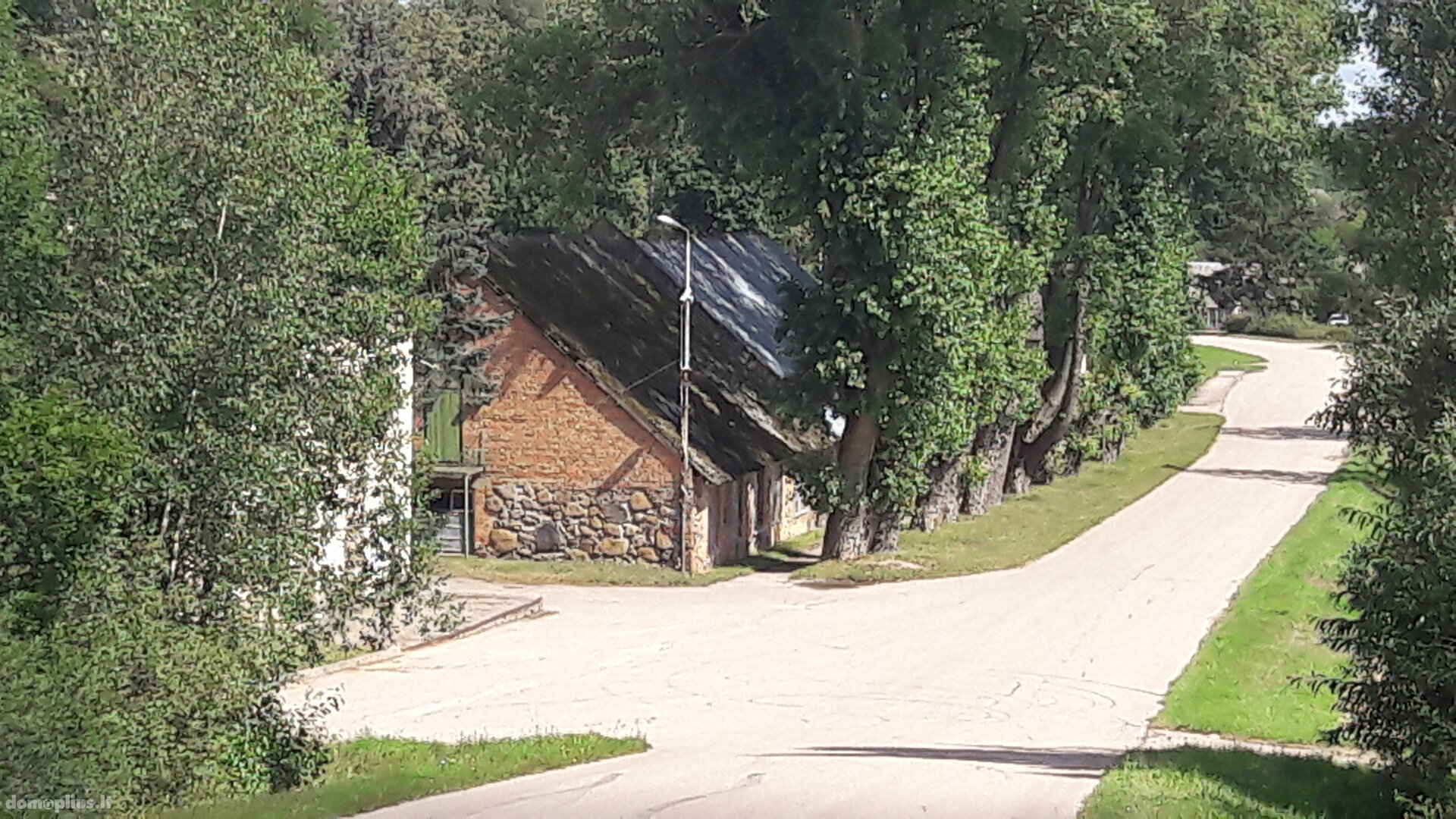 Parduodamos Sandėliavimo / Turizmo ir rekreacijos / Gamybos ir sandėliavimo patalpos Molėtų rajono sav., Ambraziškiuose, Kranto g.