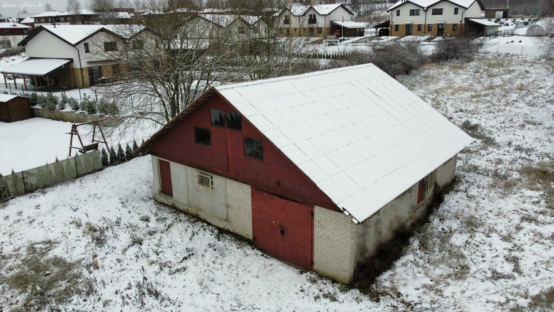 Parduodamos Sandėliavimo / Prekybos ir paslaugų / Gamybos ir sandėliavimo patalpos Vilniaus rajono sav., Riešėje, Ežero g.