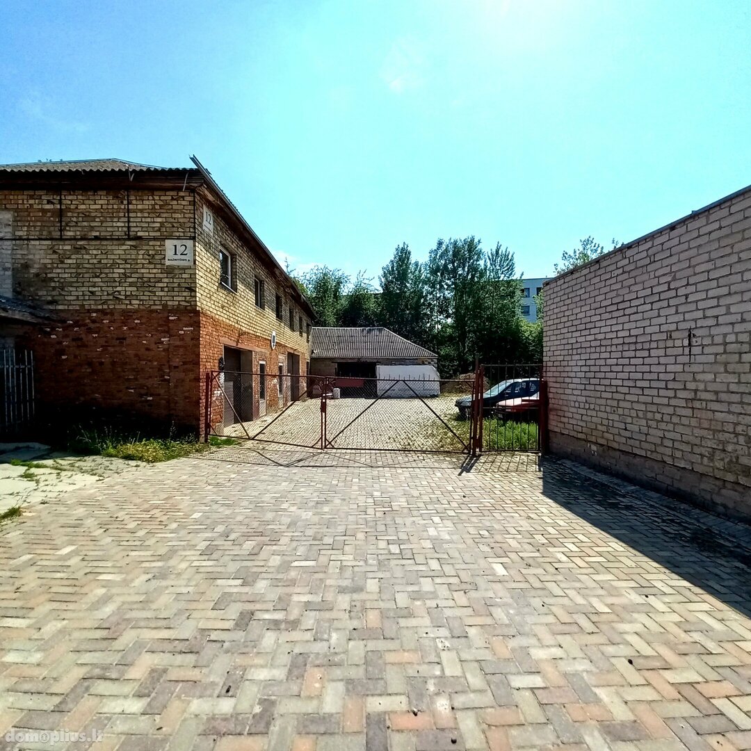 Parduodamos Prekybos ir paslaugų / Gamybos ir sandėliavimo patalpos Joniškio rajono sav., Joniškyje, Bažnyčios g.