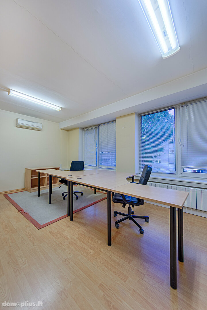Office / Commercial/service / Manufacture and storage Premises for rent Vilniuje, Žirmūnuose, Verkių g.